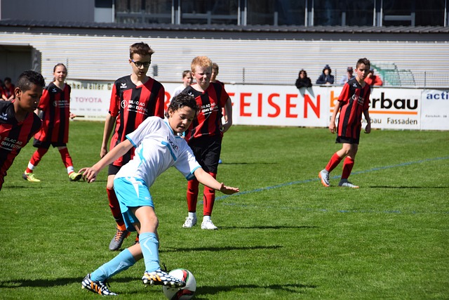 此队持续发 此队持续发